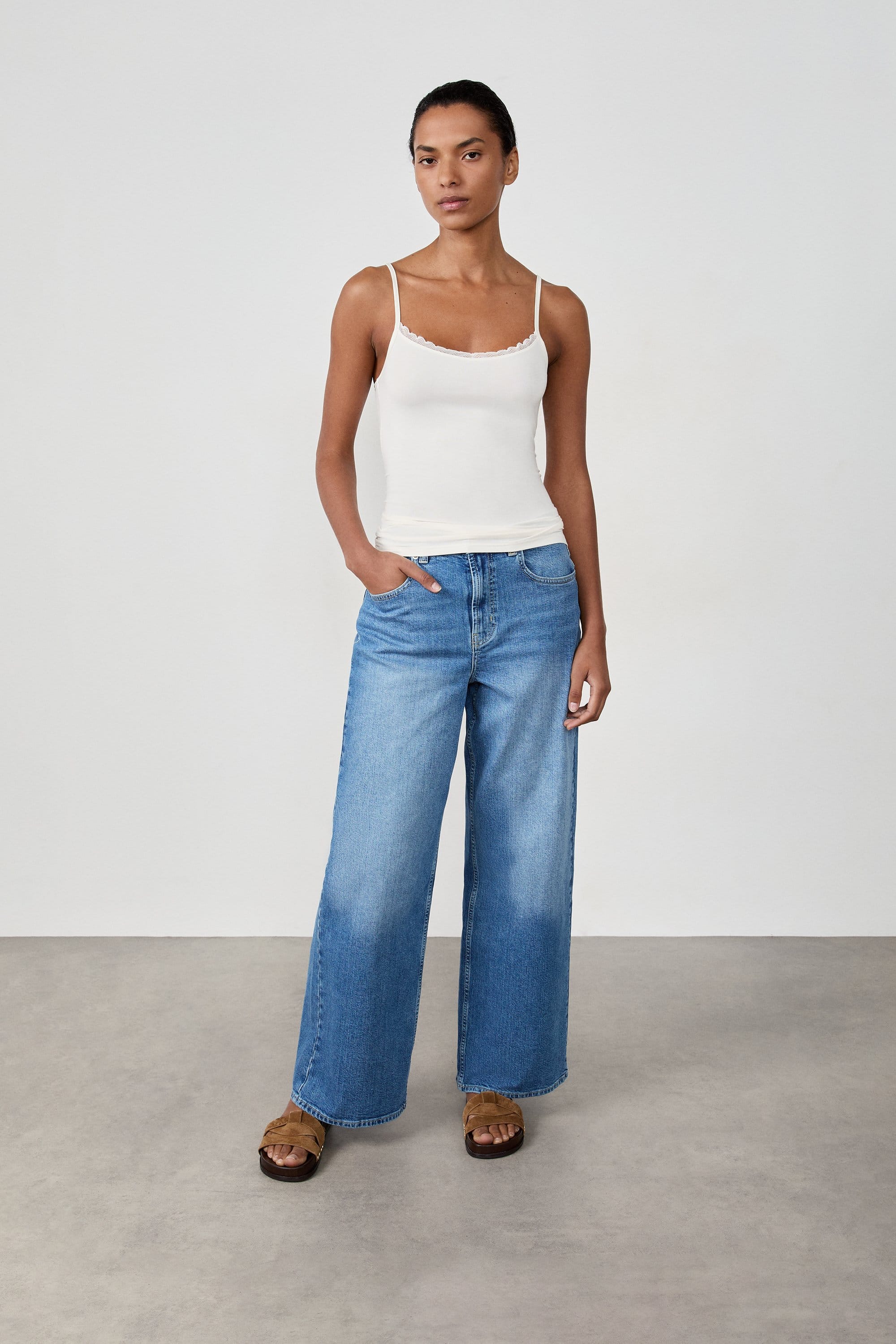 トップス Polysooem zip up Termiczny top na ramiączka WARM ME UP LACE ECRU - ETAM