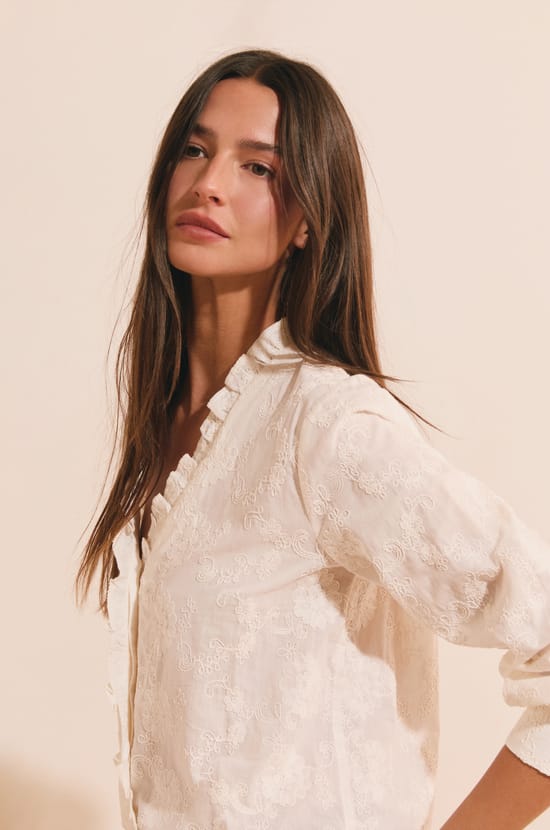 Chemise en coton avec d&eacute;tails broderie;${refinementColor}