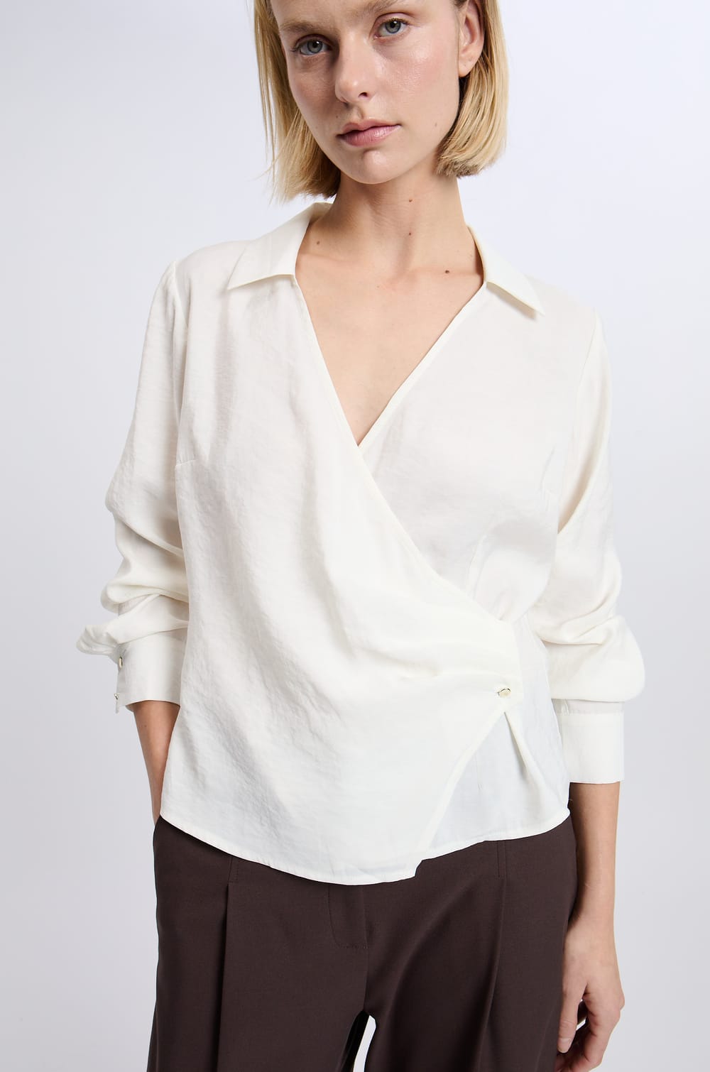 Chemise cache-cœur;${refinementColor}