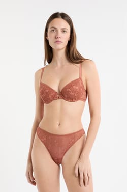 Bra N.4 - The Lightly Lined Lace;${refinementColor}