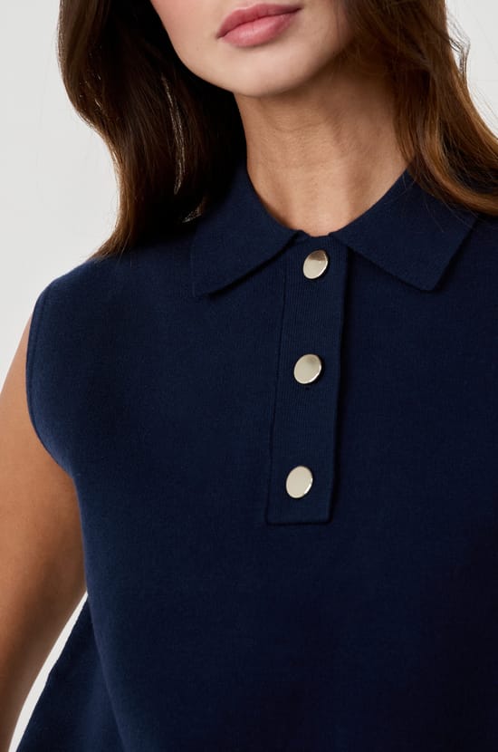 Sleeveless Sweater;${refinementColor}