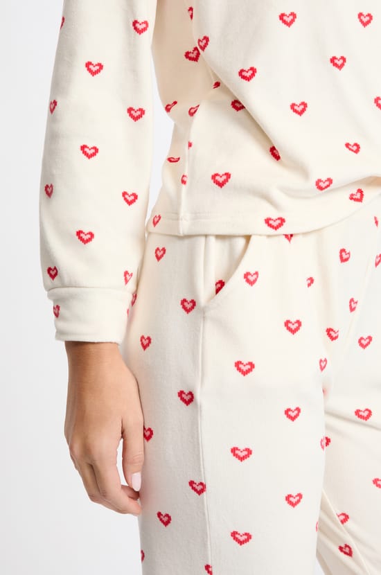 Pijama de 2 piezas con estampado de corazones;${refinementColor}