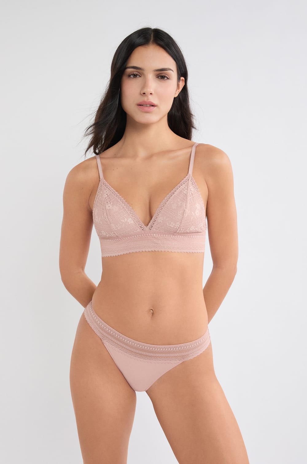 Lace and Microfibre Briefs;${refinementColor}