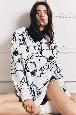 SnoopyPeanuts&trade; katoenen pyjama-sweater met capuchon;${refinementColor}