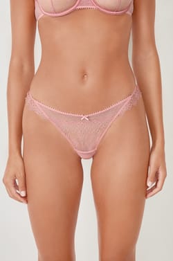 Tanga avec dentelle;${refinementColor}