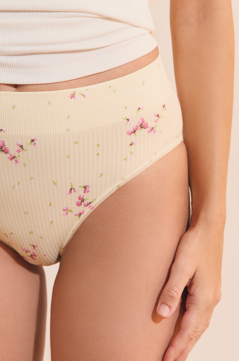 T-shirt court manches longues avec dentelle en coton;${refinementColor}