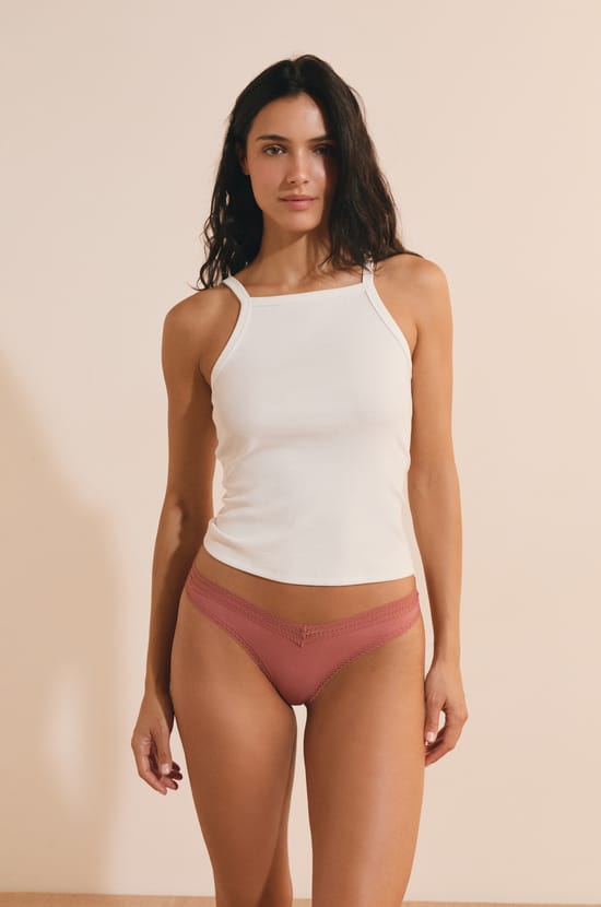 Tanga V-shape en microfibre et dentelle;${refinementColor}