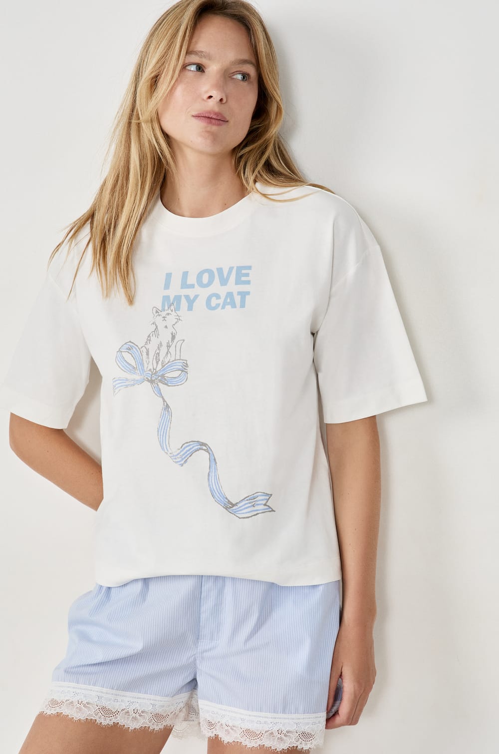 Pyjama T-shirt met print;${refinementColor}