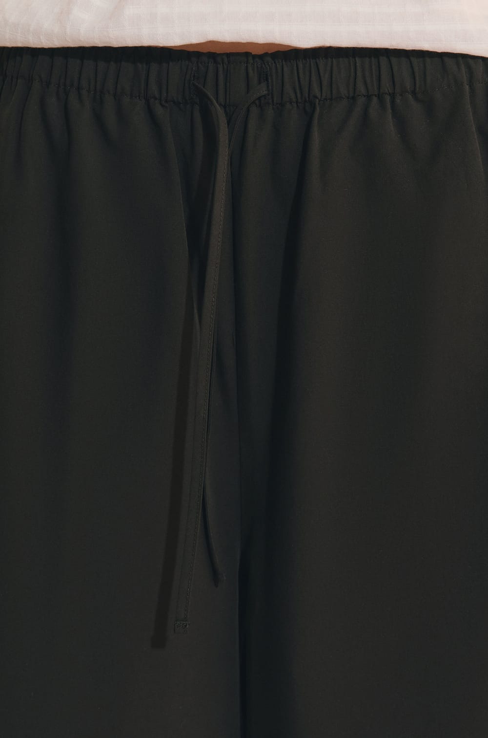 Pantalon &agrave; taille ajust&eacute;e en coton;${refinementColor}