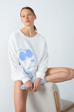 Sweat de pyjama polaire Snoopy Peanuts™;${refinementColor}