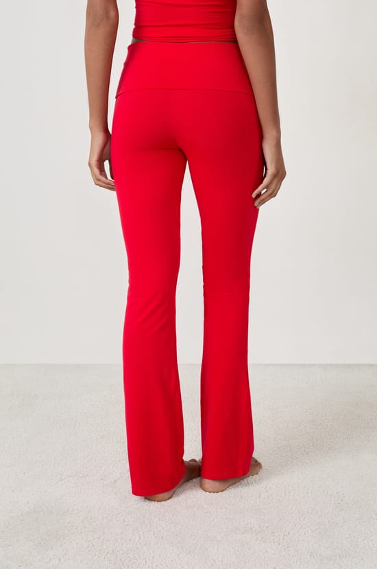 Pantal&oacute;n de pijama acampanado;${refinementColor}