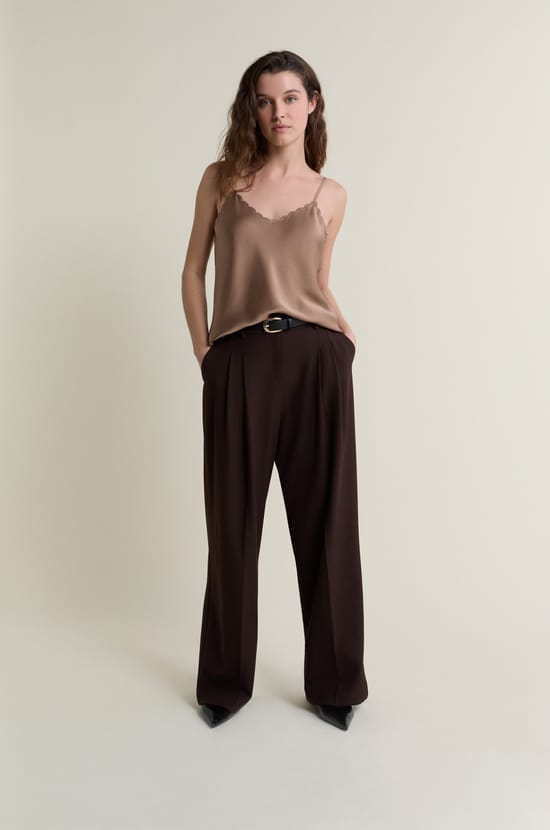 Caraco satin&eacute;;${refinementColor}