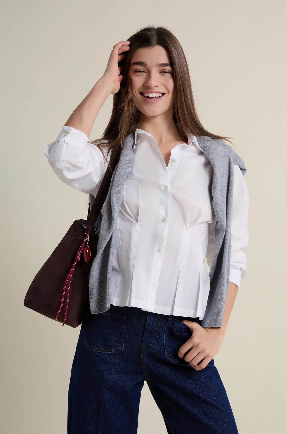 Chemise cintr&eacute;e &agrave; plis plats;${refinementColor}