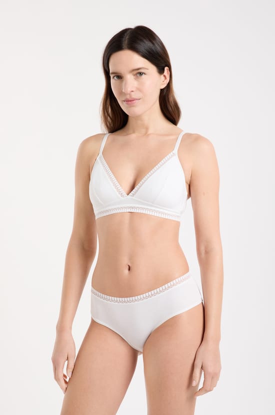 Wireless Triangle Bra, Removable Cotton Pads;${refinementColor}