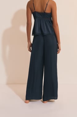 Pantalon satin&eacute; coupe large;${refinementColor}