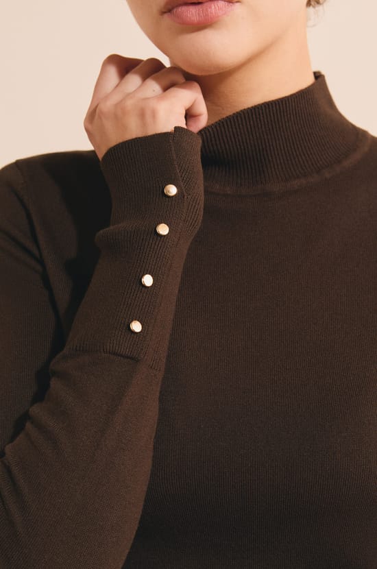 Pull en maille fine &agrave; manches mi-longues;${refinementColor}