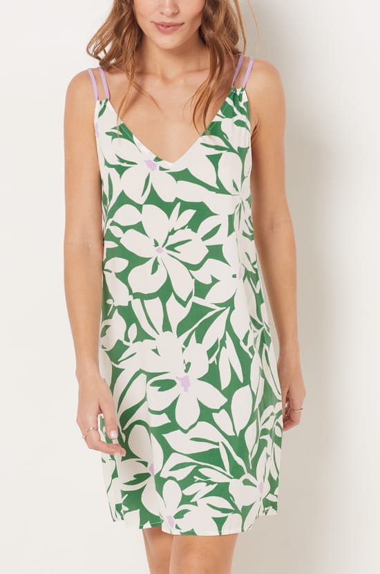 Camisón estampado floral;${refinementColor}