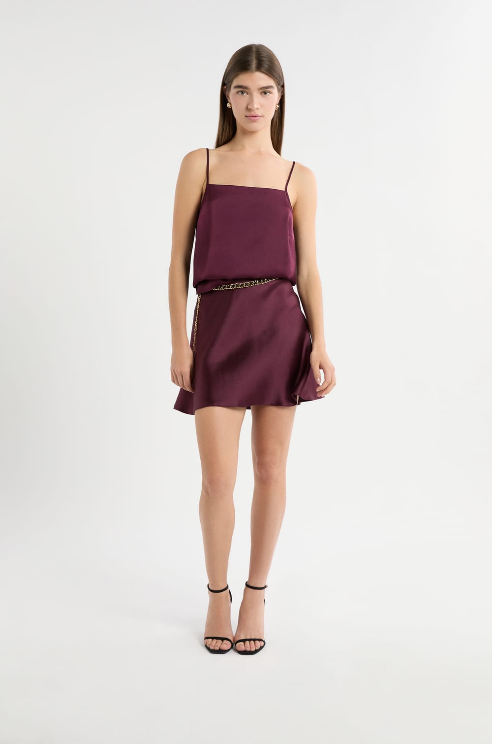 Robe longue avec broderies;${refinementColor}