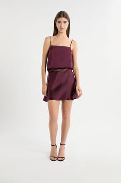 Robe longue avec broderies;${refinementColor}