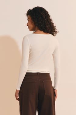 T-shirt col V avec dentelle en coton;${refinementColor}