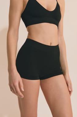 Short boyleg;${refinementColor}