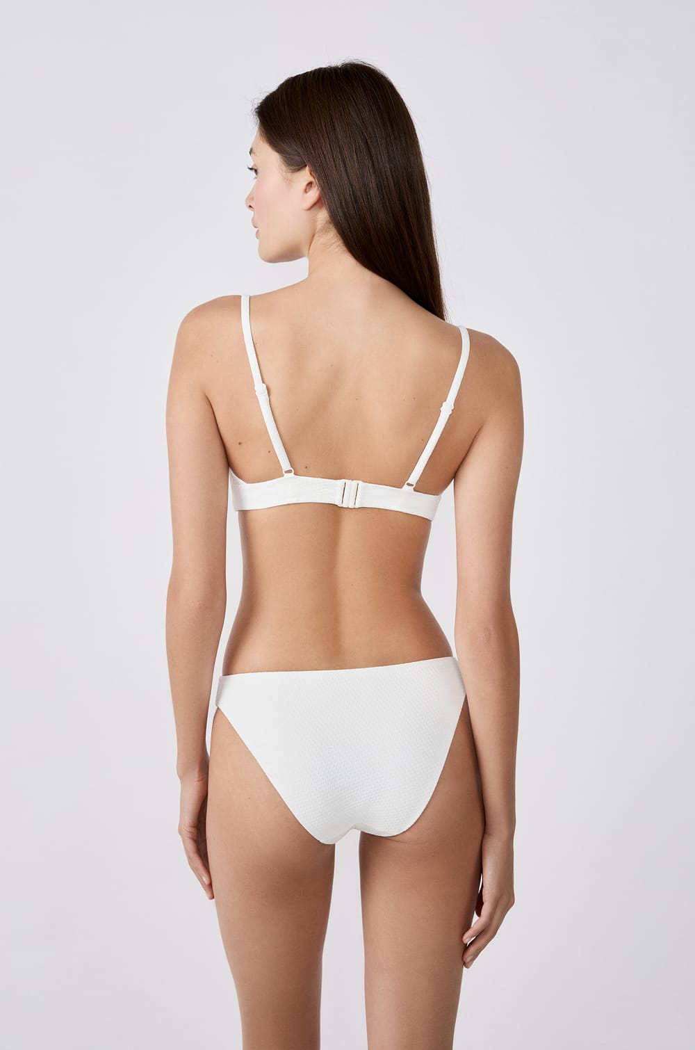 Wireless Triangle Bikini Top;${refinementColor}