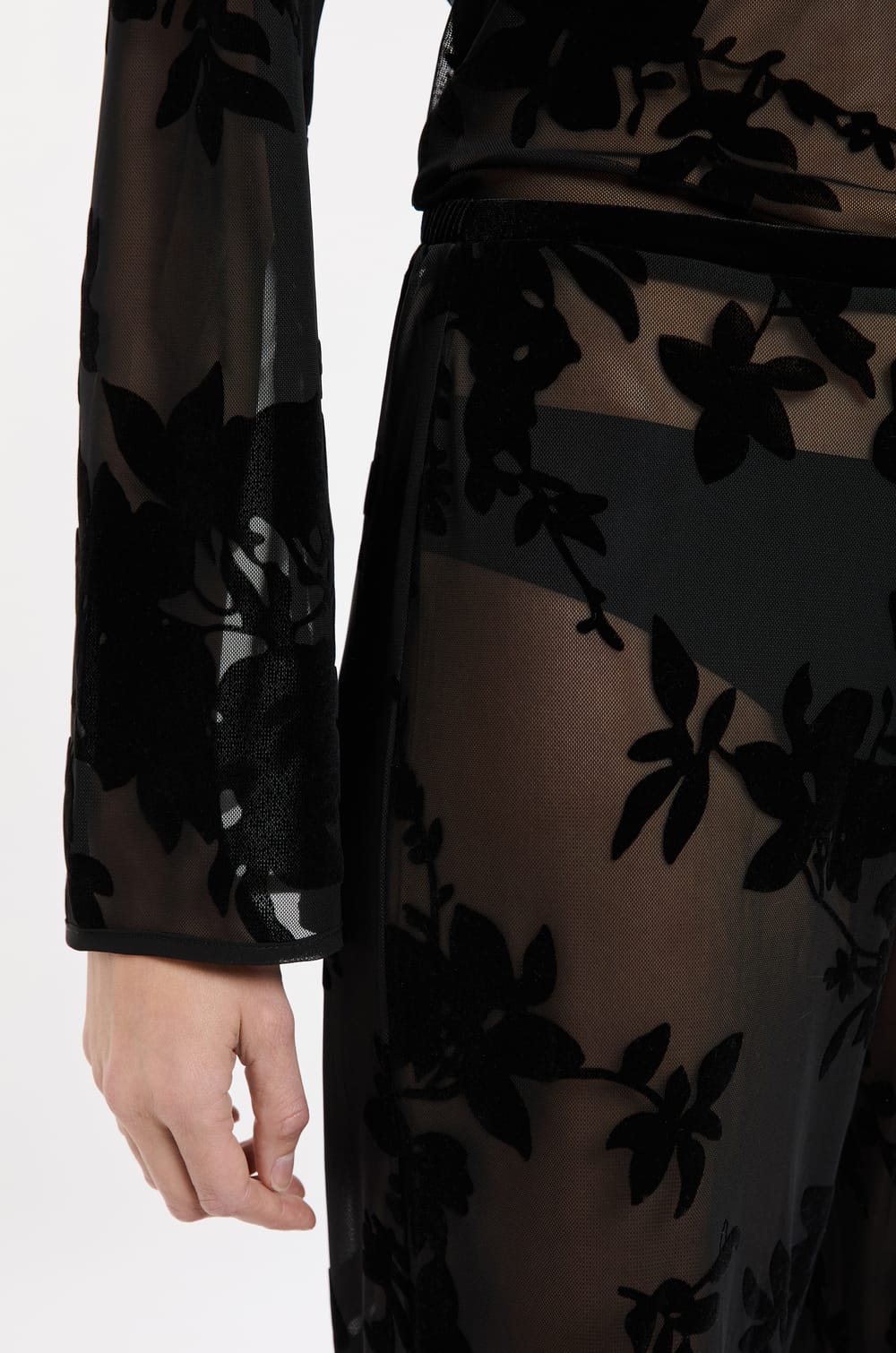 Pantalon transparent à motif floral;${refinementColor}