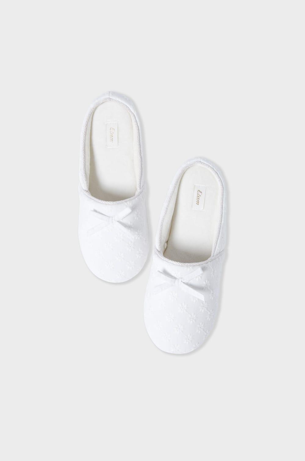 Chaussons mules à nœud;${refinementColor}