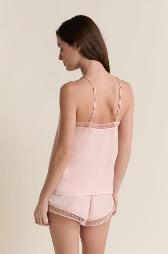 Caraco satin&eacute; avec d&eacute;tails brod&eacute;s;${refinementColor}