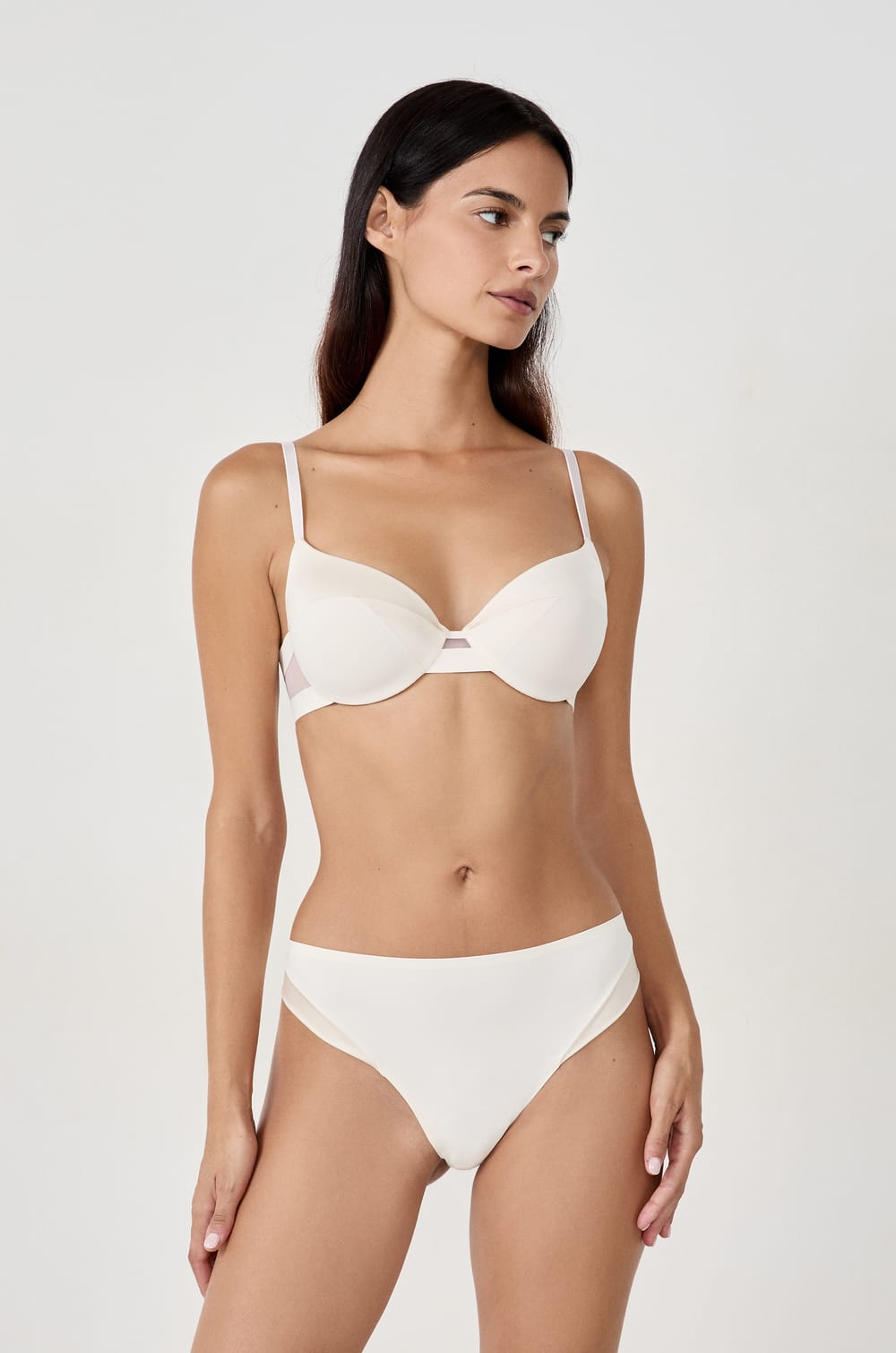 Satin microfibre tanga;${refinementColor}