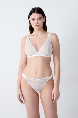 Underwired Lace Bra;${refinementColor}