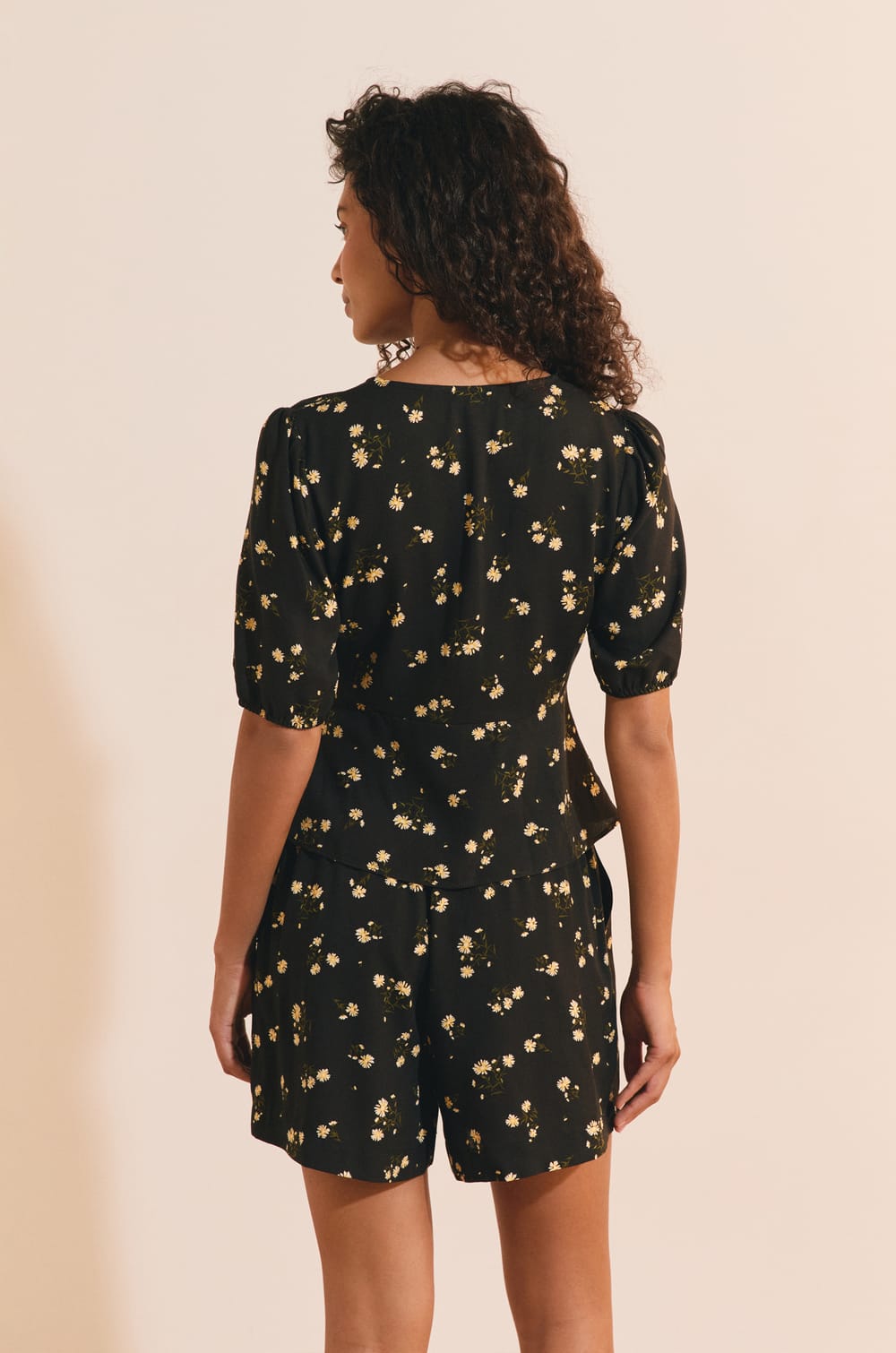 Chemise col V manches 3/4 &agrave; motifs;${refinementColor}
