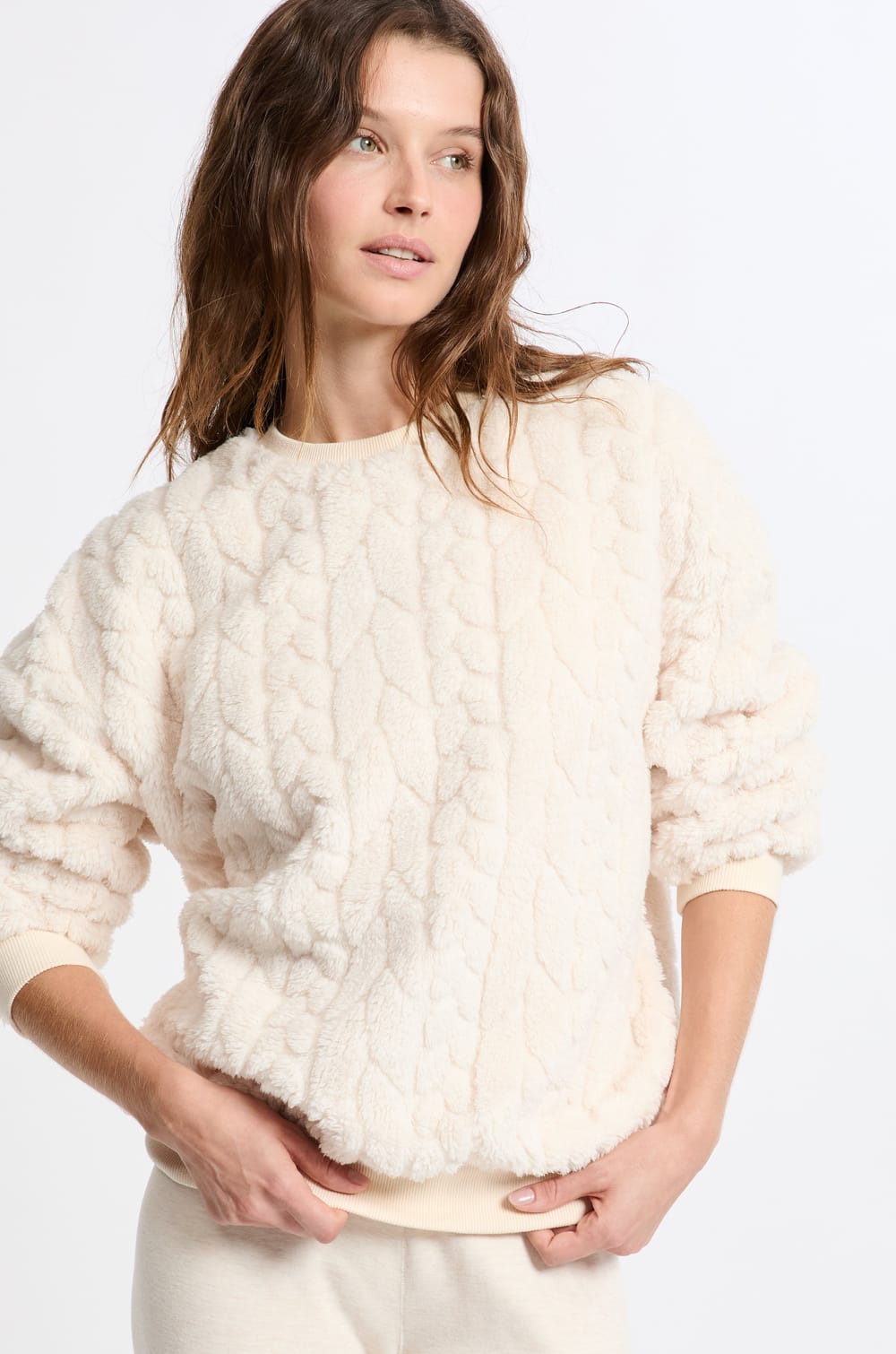 Sweatshirt effet polaire;${refinementColor}