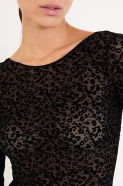 Body aus transparentem Samt;${refinementColor}