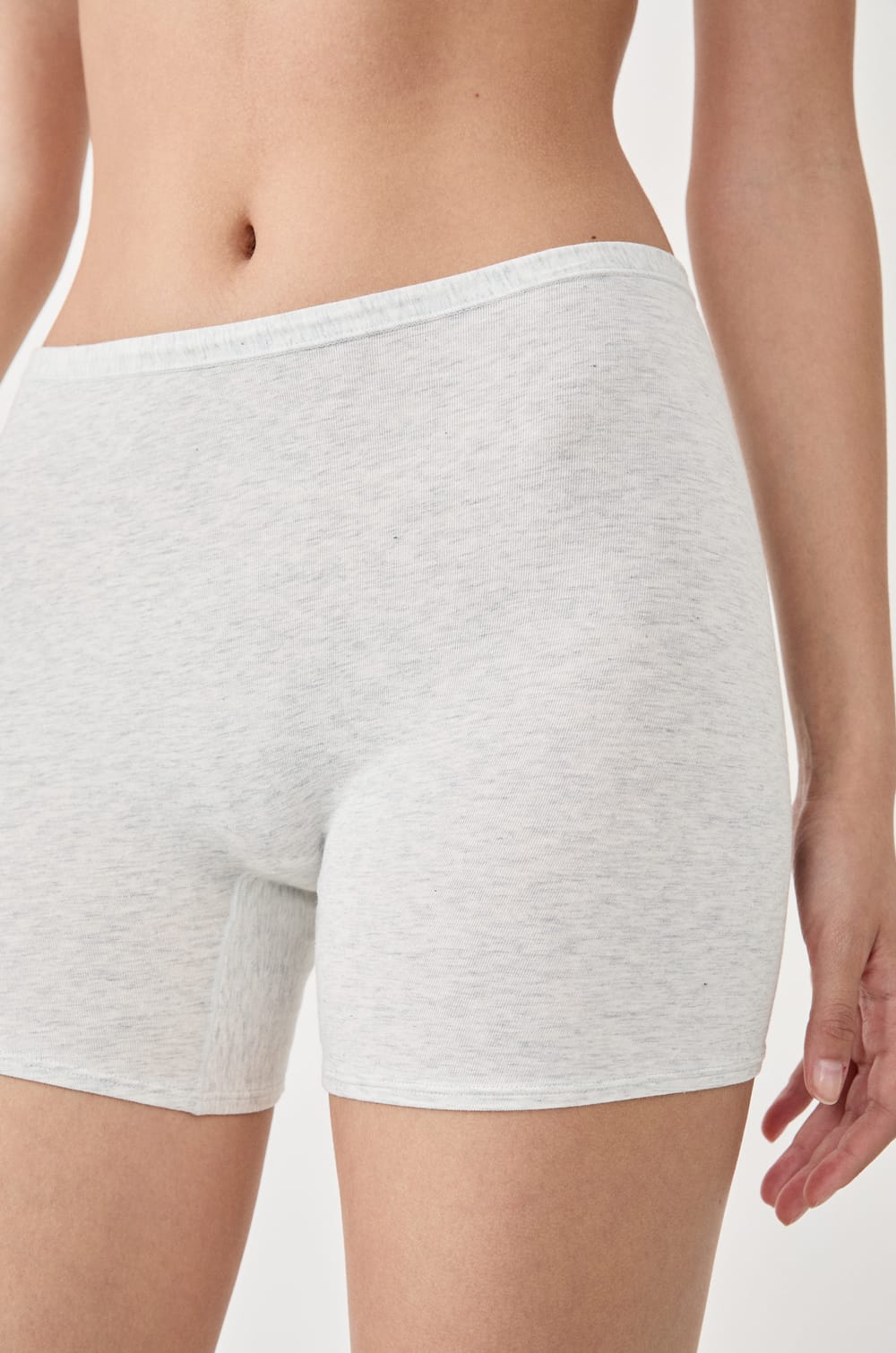 Short de algodón orgánico elástico;${refinementColor}