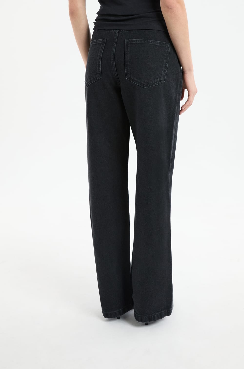 Jean large en coton;${refinementColor}