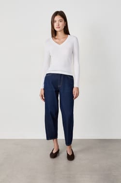Carrot Cut Jeans;${refinementColor}