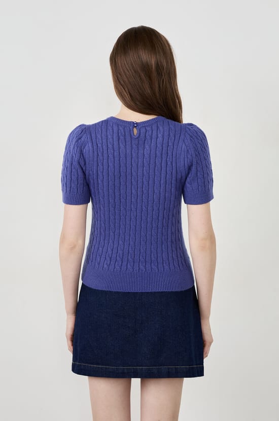 Pull manches courtes;${refinementColor}