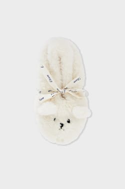 Chaussons en fausse fourrure;${refinementColor}