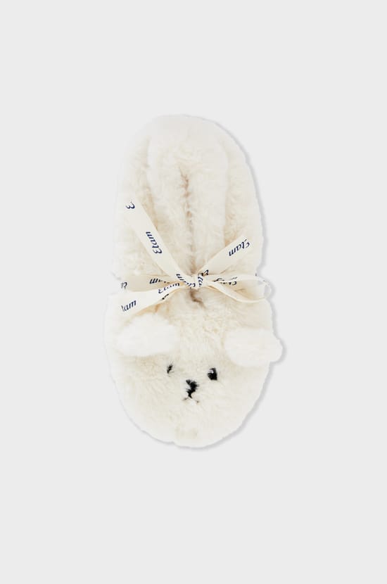 Chaussons en fausse fourrure;${refinementColor}