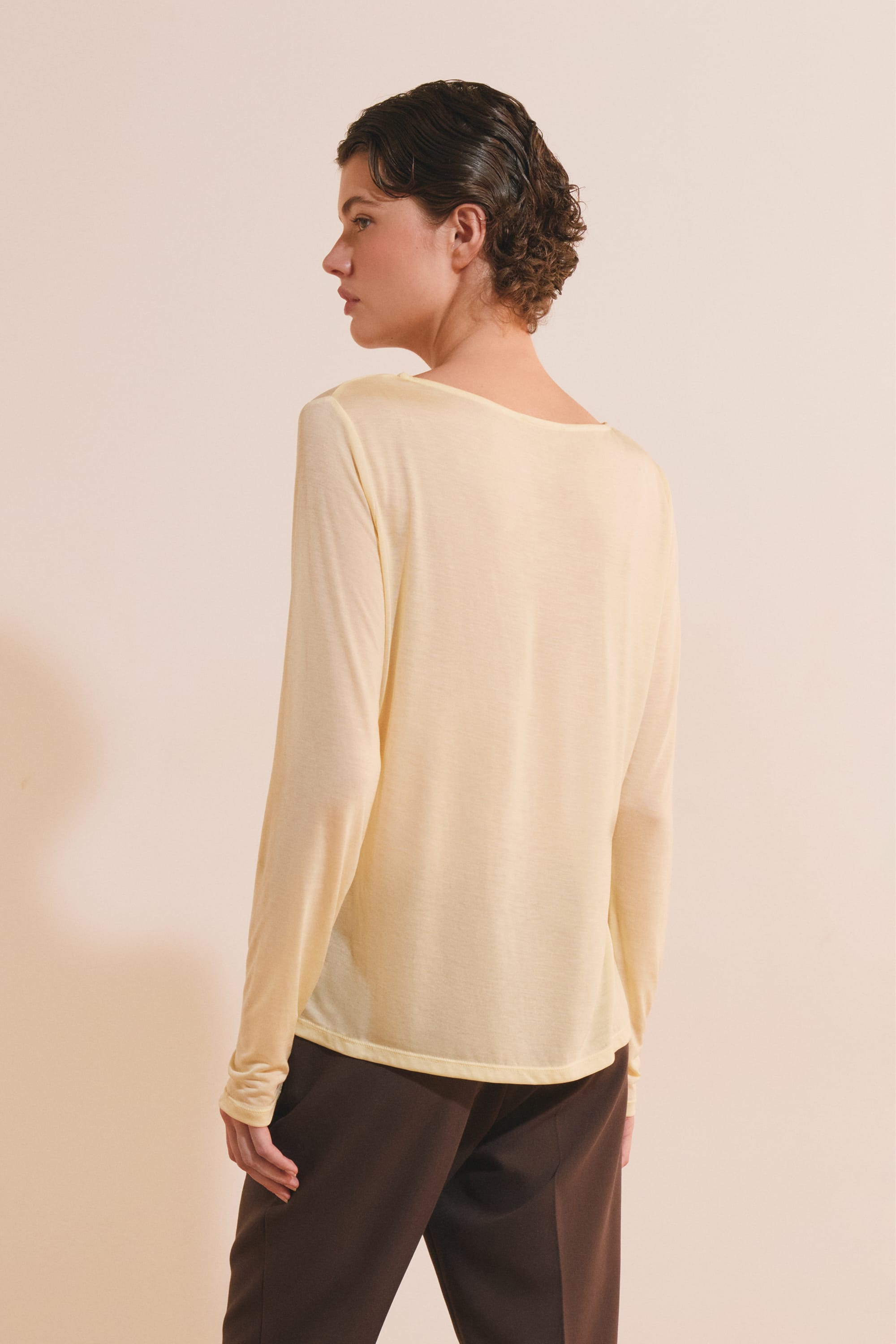 Boat Necks