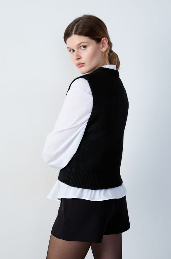 Pull sans manches;${refinementColor}