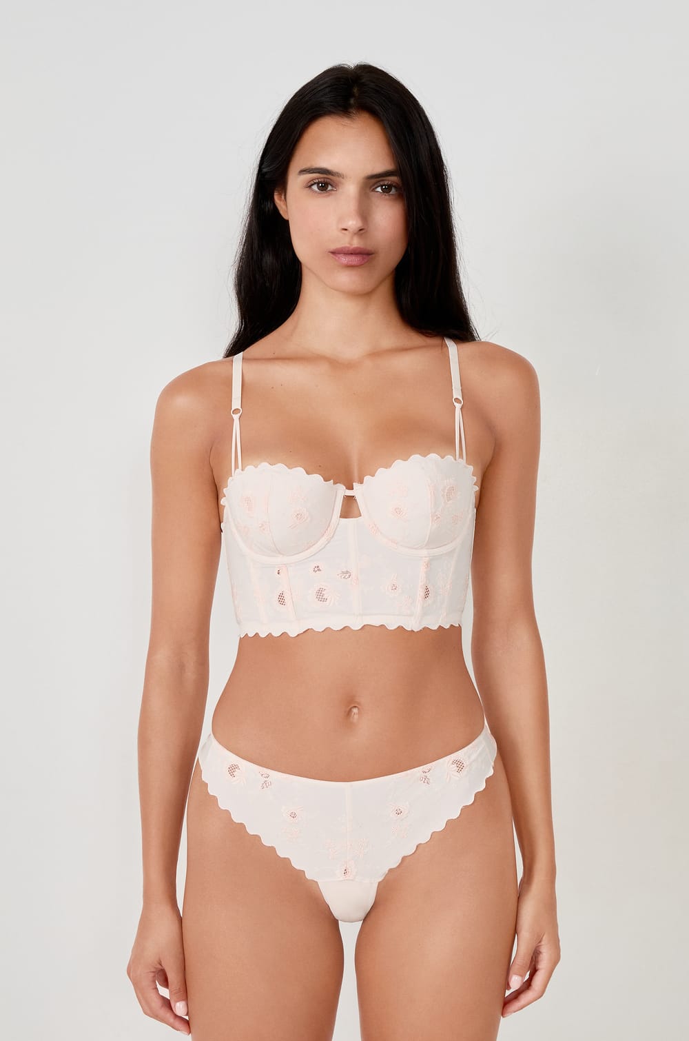 Soutein-gorge bustier avec broderie;${refinementColor}