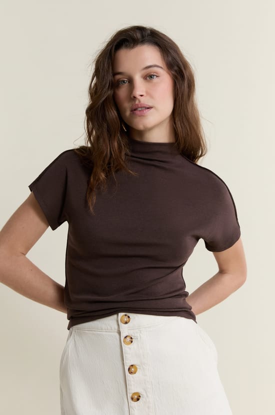 T-shirt &agrave; manches courtes &agrave; col montant;${refinementColor}