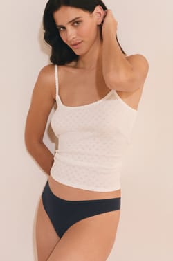 Tanga en microfibre;${refinementColor}