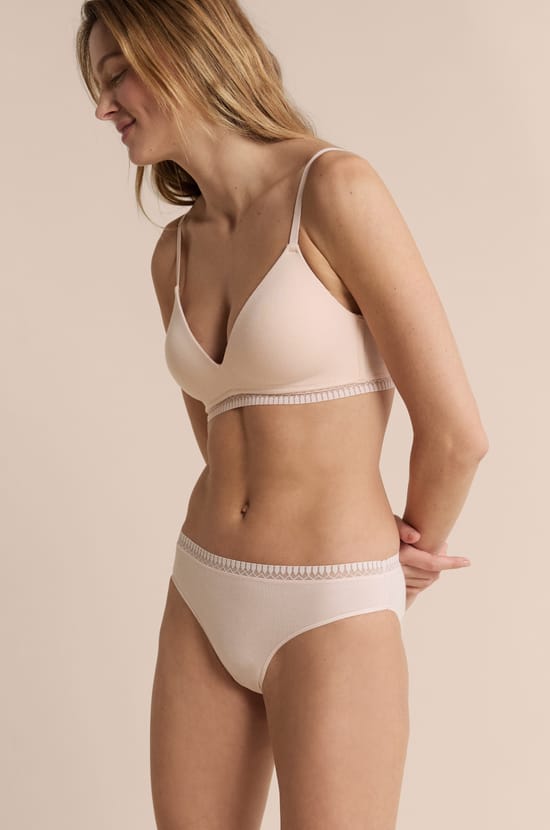 Organic Cotton Brief;${refinementColor}