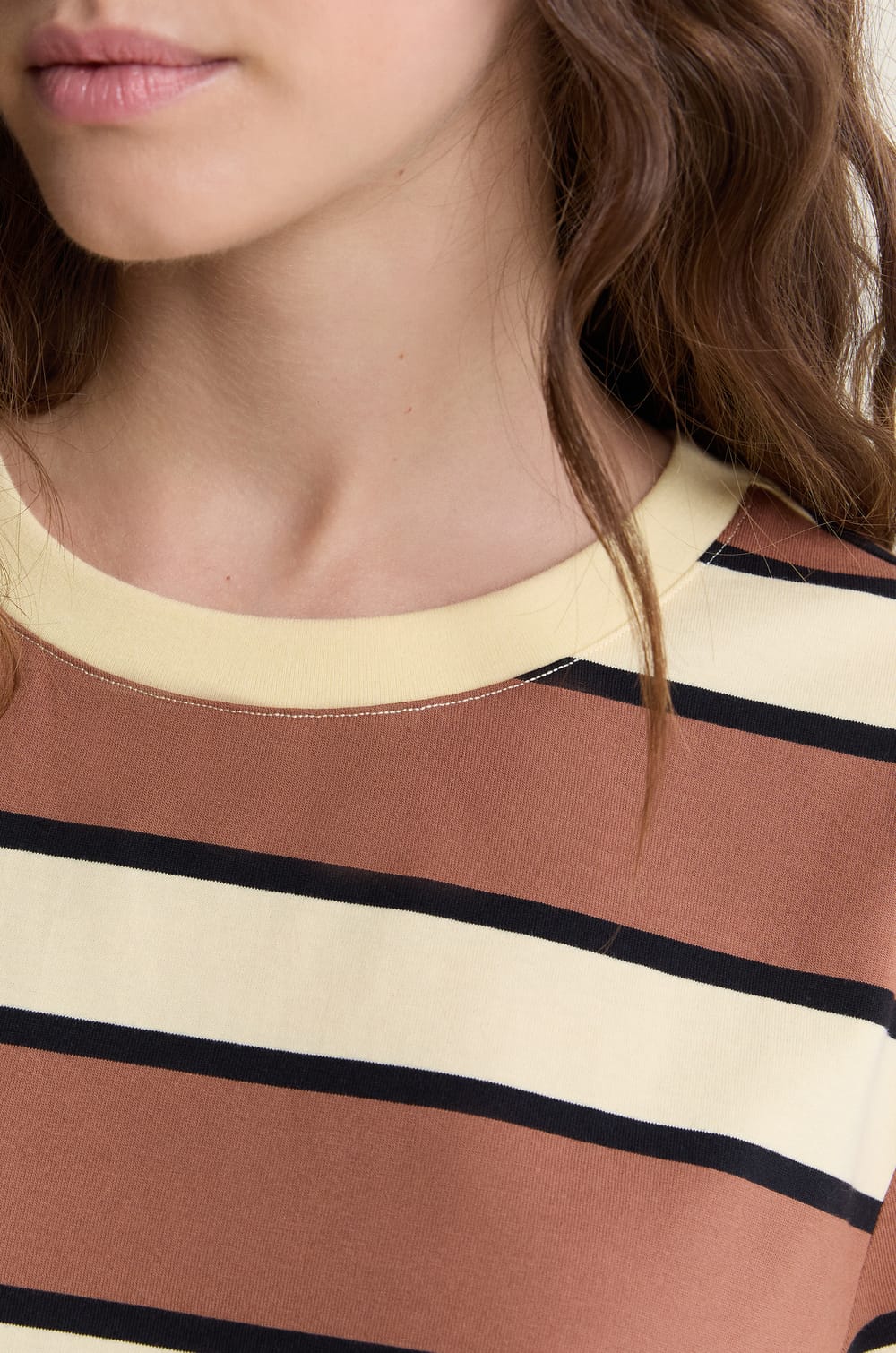 T-shirt manches courtes en coton;${refinementColor}