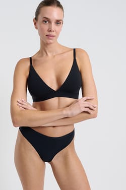 Soutien-gorge N.8 - Le triangle sans armatures;${refinementColor}