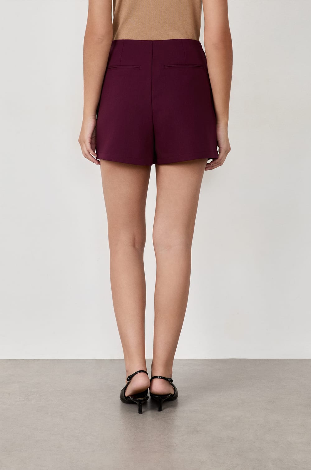 Jupe-short;${refinementColor}