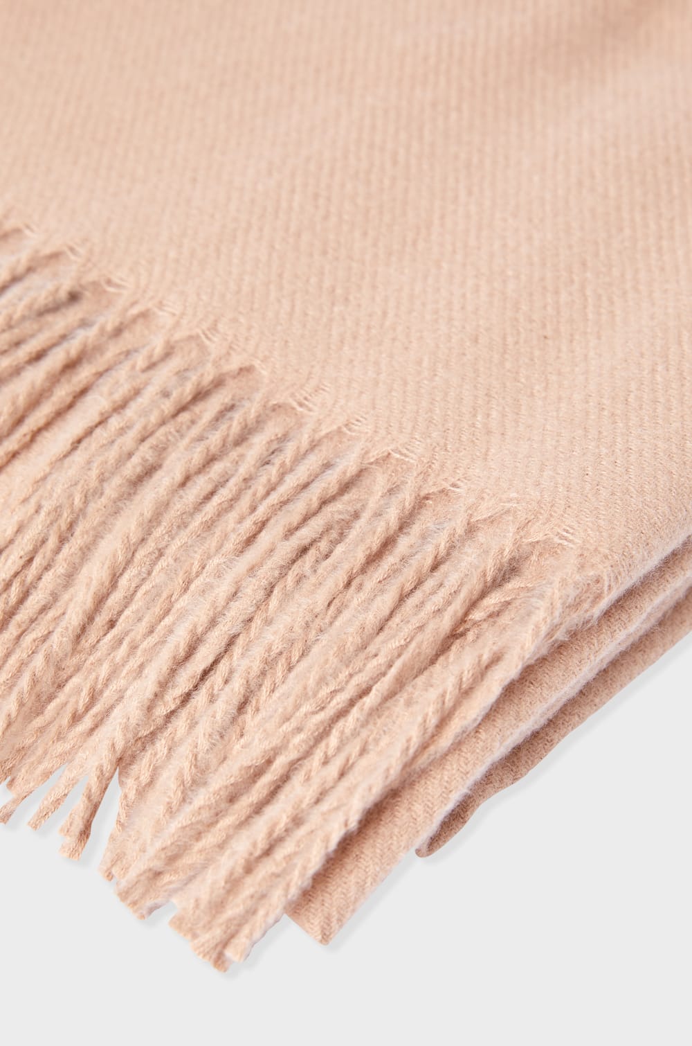 Scarf with Fringes;${refinementColor}
